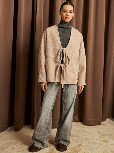 Bipantolon Kadın Krem Bağcık Detaylı İthal Kaşe Ceket - S000511257-19966