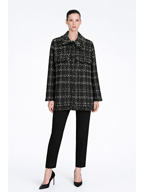 Mizalle Mix Siyah Beyaz Tüvit Dokuma Çıtçıtlı Uzun Ceket - S000511137-19351