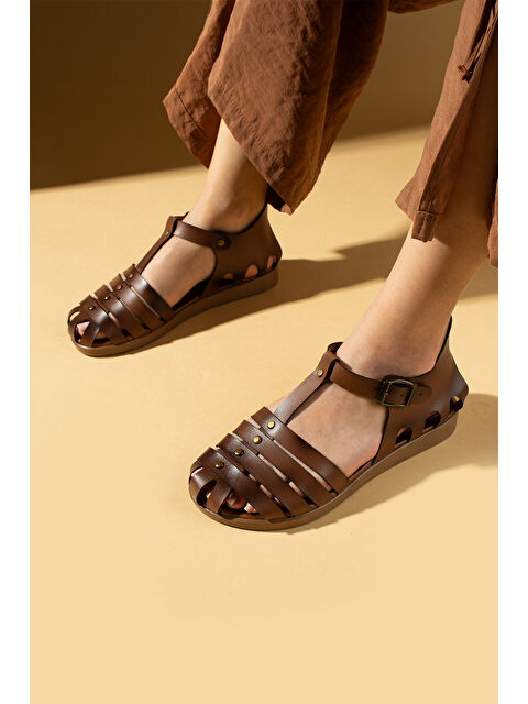 Pembe Potin 4 Biyeli Tokalı Rahat Taban Kadın Sandalet 51-171-25 - S000374942-29705