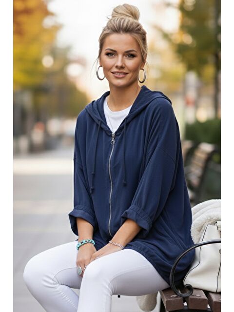 Chiccy İtalyan Lacivert Kapüşonlu 3/4 Kol Fermuarlı Cepli Casual Pamuklu Dokuma Ceket 70 70 - S000508220-21164