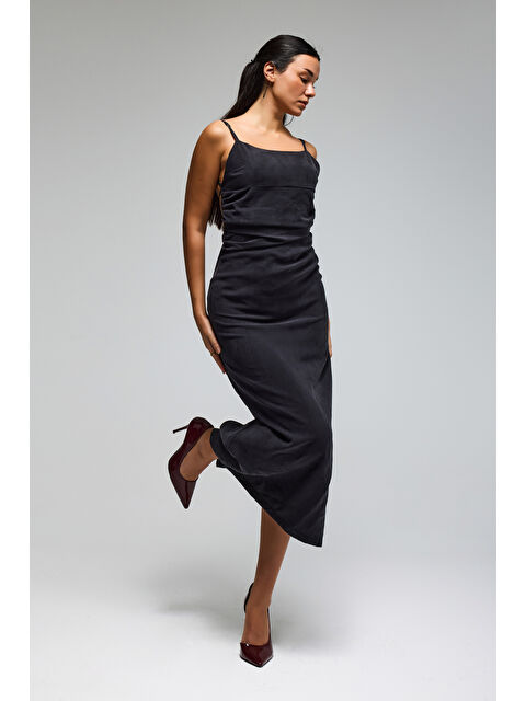 It's Basic Kadın Siyah Renk s6-1 Maxi Boy Askılı Yırtmaçlı Özel Kumaş Elbise - S000505855-19351