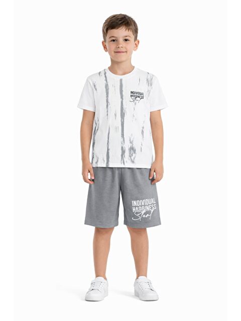 Cansın Mini Gri Desenli Tişörtlü Erkek Çocuk Yazı Baskılı Şortlu Takım 23787
