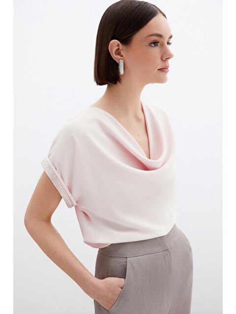 SATEEN Kollar Taş Detaylı Salaş Bluz - Pudra - S000323396-7152