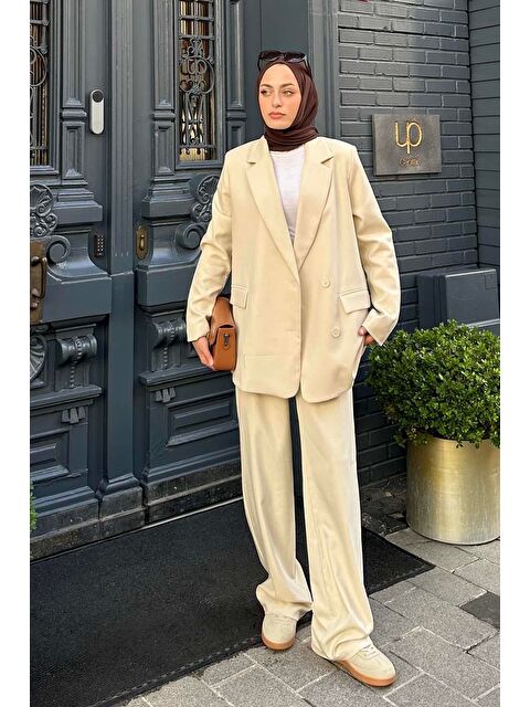 Lamelif Çizgili Ceket Tesettür Takım Krem - S000515355-19966