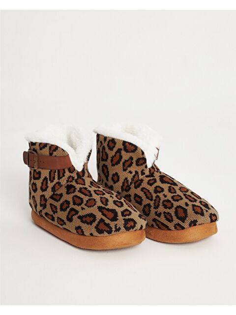 Chirpy Leopar Desenli İçi Pelüş Sıcak Tutan Konforlu Kışlık Panduf - Sophia-K - S000461596-4557