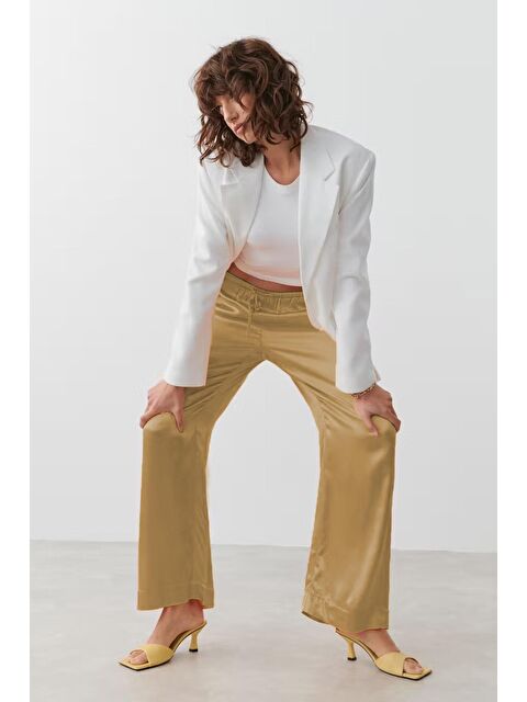 Madmext Bej Beli Büzgülü Saten Bol Paça Kadın Pantolon Mg2019 - S000426216-19928