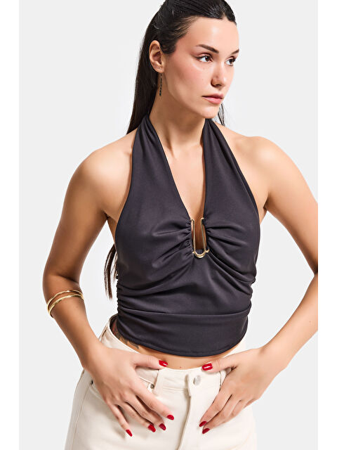 It's Basic Kadın Siyah s6-1 Aksesuar Detaylı Bluz