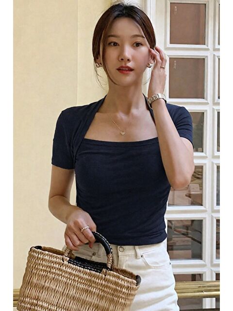 Tarz Cool Kadın Haki Kuğu Yaka Slim Kısa Kollu Fit Crop Bluz