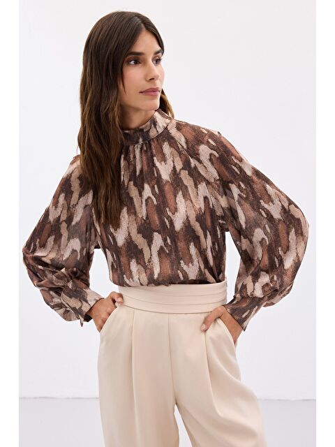 SATEEN Desenli Salaş Bluz - Kahve - S000464621-19413