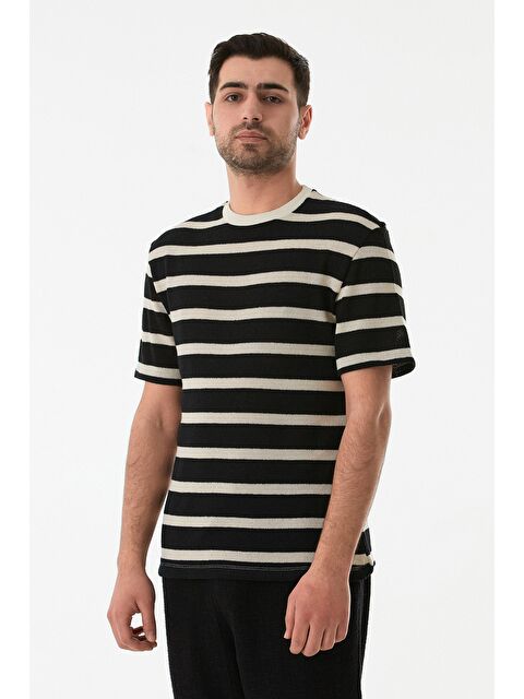 Fullamoda Çizgili Ajurlu Bisiklet Yaka Triko Tişört - S000380497-19351