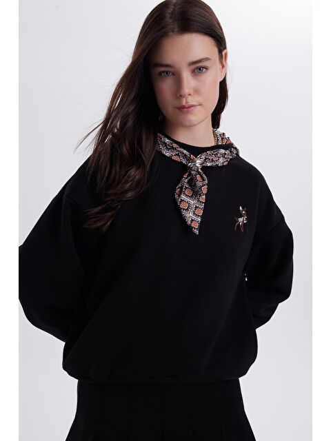 TUDORS Kadın Oversize Geniş Kesim Pamuklu Fular Detaylı Bisiklet Yaka Siyah Sweatshirt - S000525922-19351