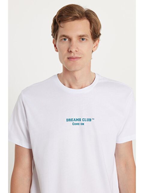 TUDORS Erkek Slim Fit Dar Kesim %100 Pamuk Yumuşak Dokulu Baskılı Beyaz Bisiklet Yaka Tişört - S000494312-20063