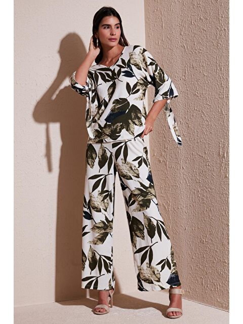 Lela Desenli Regular Fit Truvakar Kol V Yaka Alt-Üst Takım 5865357 - S000160608-18194