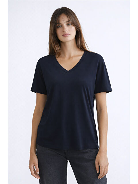 Fashion Friends Standart Fit V Yaka Kısa Kollu Kadın Bluz 26Y0021K1