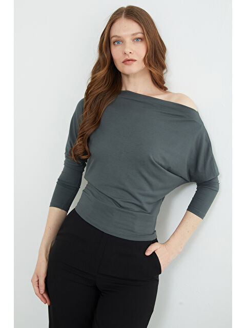 Fullamoda Basic Kayık Yaka Yarasa Kol Bluz - S000532022-18547