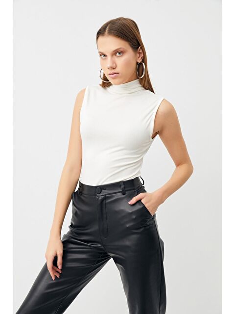 Bipantolon Kadın Beyaz Kolsuz Body - S000513198-20063