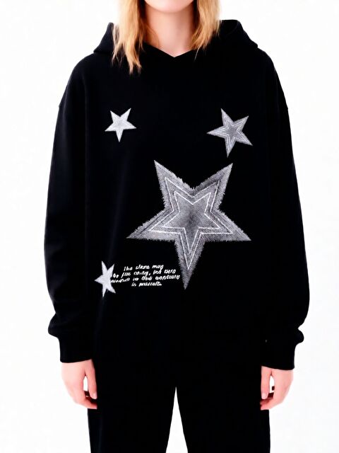 Trendseninle Kadın Siyah 4STAR Baskılı Oversize Sweatshirt - S000492887-19351