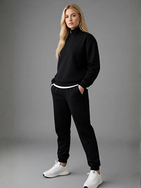 Trendseninle Kadın Tam Siyah Fermuar Detay Dik Yaka Eşofman Takım - S000498184-19351