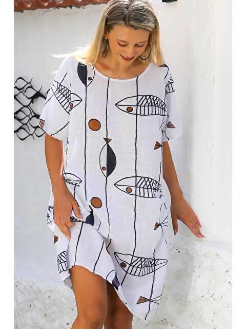 Chiccy İtalyan Beyaz Yuvarlak Yaka Kısa Kol Balık Desenli Keten Dokuma Casual Elbise - S000332726-20063