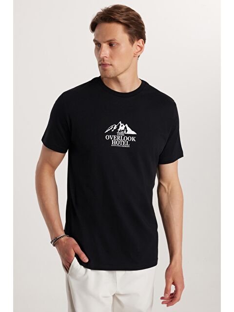 TUDORS Erkek Slim Fit Dar Kesim %100 Pamuk Yumuşak Dokulu Baskılı Siyah Bisiklet Yaka Tişört - S000494328-19351