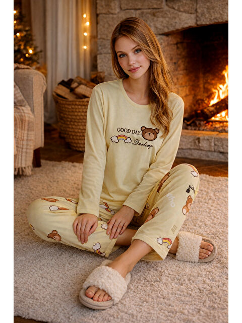 Remsa Kadın Desenli Kadife Kumaş Pijama Takımı 13313-2254 Sarı01 - S000492890-37417