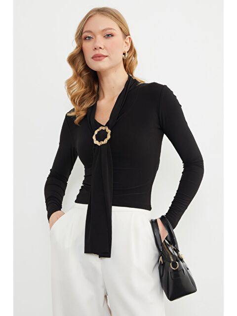 Fullamoda Aksesuar Detaylı Fularlı Şal Yaka Bluz - S000490934-19351