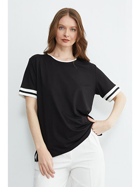 Fullamoda Kolu Taşlı Biyeli Bisiklet Yaka Tişört - S000532027-19351