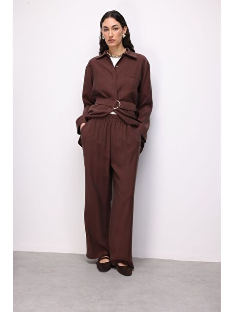 Mizalle Modal Dokulu Beli Lastikli Kahverengi Pantolon - S000530639-19413