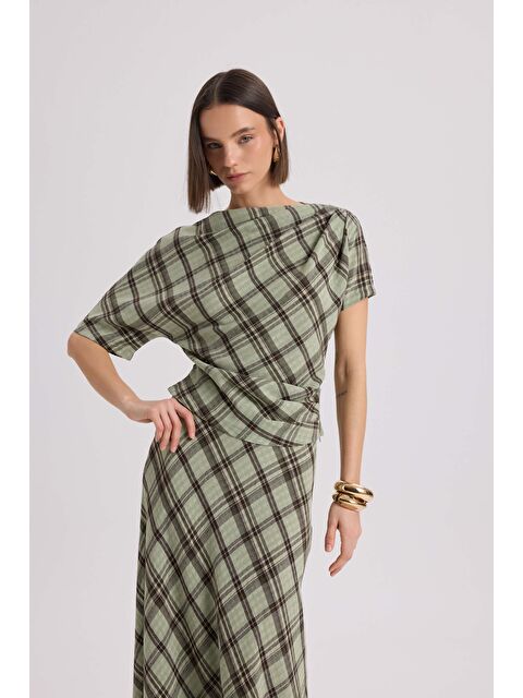 Mai Collection Petunya Ekoseli Yeşil Crop Etek Takım