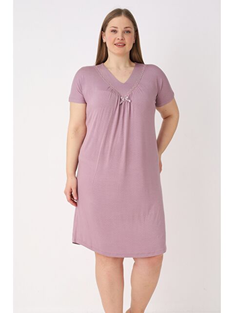 Intensive Puantiyeli Kısa Kollu Fiyonk Detaylı Elastanlı V Yaka Kadın Büyük Beden Gecelik