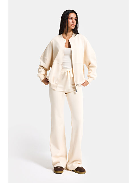 It's Basic Kadın Ekru s6-105 Alt Üst Sweatshirt Polar Yürüyüş Pantolonu 2'li Tasarım Takım - S000510424-19965