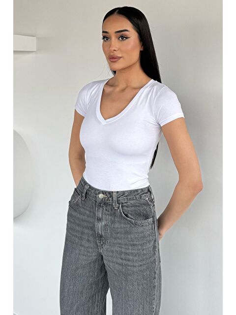 Gülseli Kadın V Yaka Elastanlı Basic Body Bluz