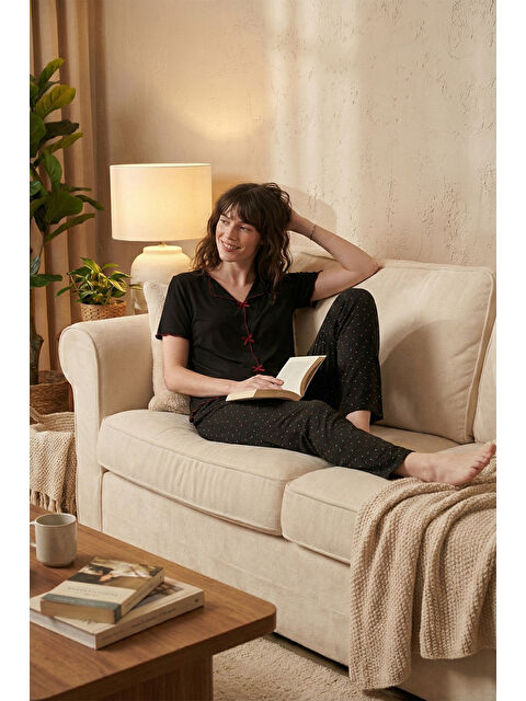 Lela Desenli Standart Fit Kurdele Detaylı Kısa Kollu Pijama Takımı 6091435 - S000513994-37434