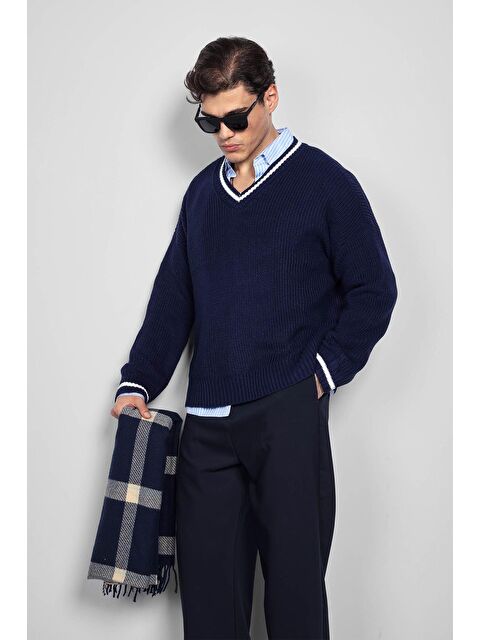 Abluka Online Erkek V Yaka Oversize Kontrast Detaylı %100 Pamuk Kazak Lacivert - S000446675-21164