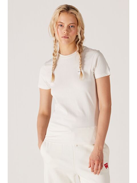 Wrangler Slim Fit Dar Kesim %100 Pamuk Bisiklet Kırık Beyaz Tişört - S000530653-20063