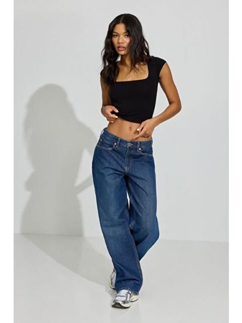 Madmext Siyah Kare Yaka Kadın Tişört Mg2294 - S000341833-19351