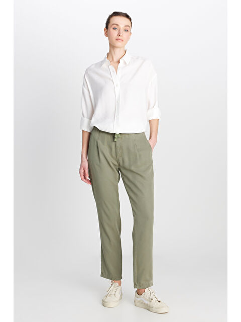 Wrangler Regular Fit Normal Kesim Normal Bel Yumuşak Dokulu Haki Pantolon - S000530656-18547