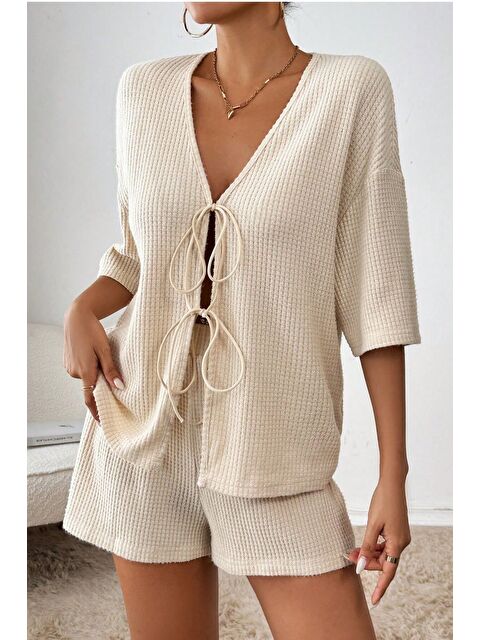 Trendseninle Kadın Bej Kısa Kollu Bağlamalı Waffle Alt-Üst Şort Takım - S000397862-19928