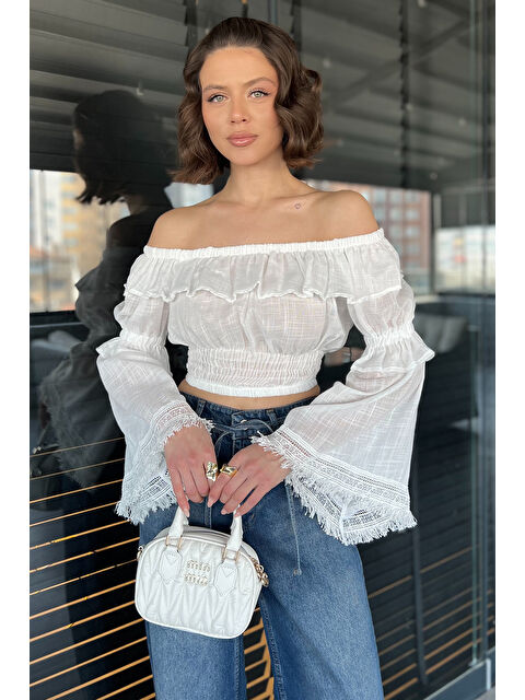 Gülseli Kadın Yaka Ve Bel Büzgülü Fırfırlı Crop Top Bluz - S000365003-20063