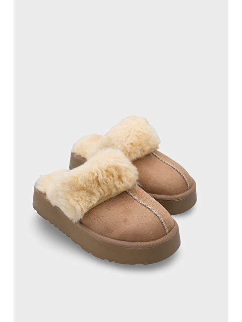 Capone Outfitters Florri Tüylü Burnu Kapalı Kadın Terlik - S000500872-4166