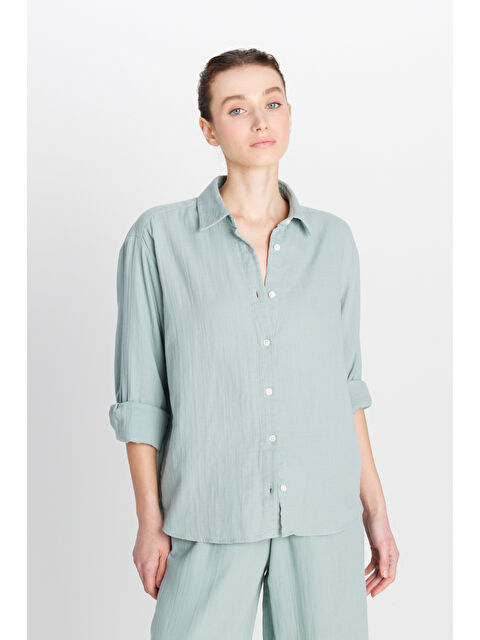 Wrangler %100 Pamuk Relaxed Fit Geniş Kesim Koyu Yeşil Müslin Gömlek - S000470632-18194