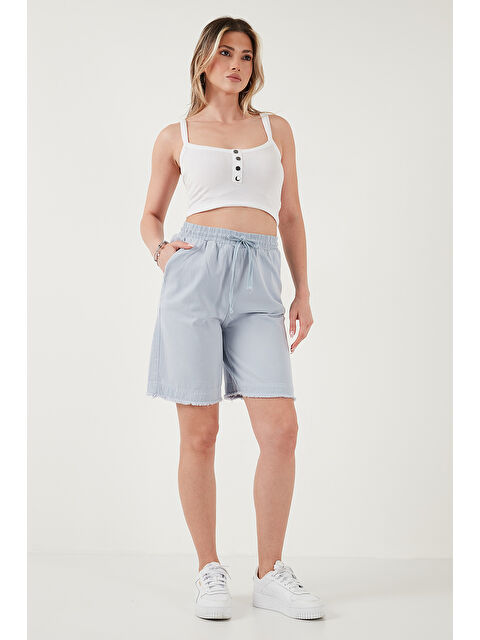 Lela Pamuklu Standart Fit Normal Bel Bağlamalı Cepli Kadın Şort 668YP5326 - S000355469-3642