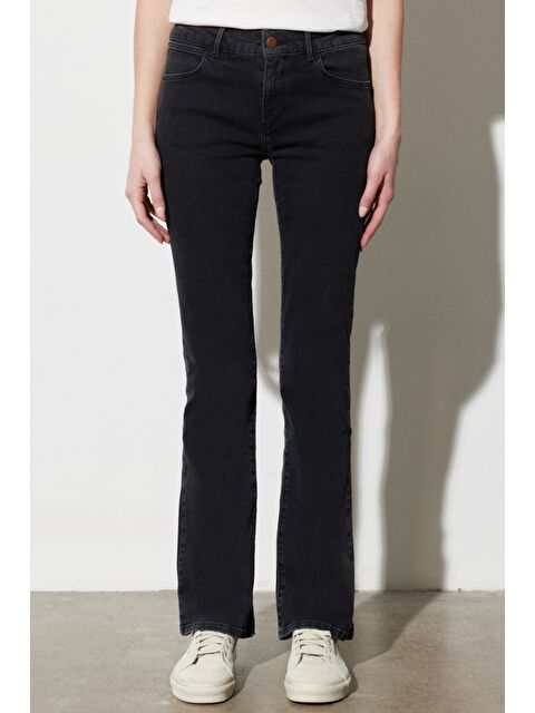 Wrangler Bootcut Fit Normal Bel Bol Paça Esnek Jean Jean Pantolon - S000530666-19351