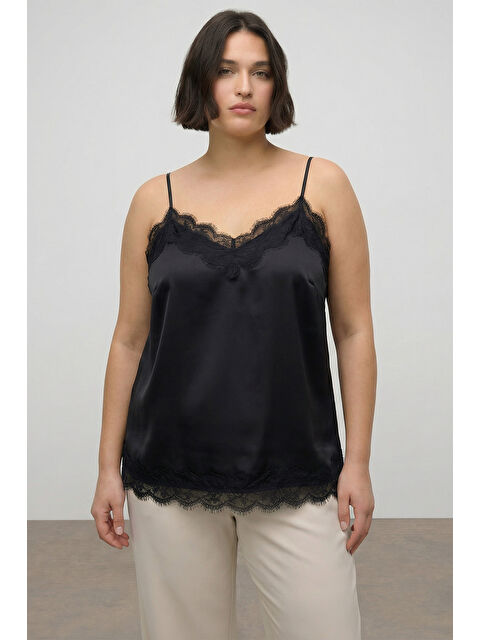 Mylinemoda Dantel Detaylı İp Askılı Saten Bluz - S000510826-19351