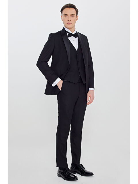 Altınyıldız Classics Erkek Siyah Yünlü Slim Fit Dar Kesim Çıkma Şal Yaka Beli Gizli Lastikli Kapak Cepli Yelekli Smokin