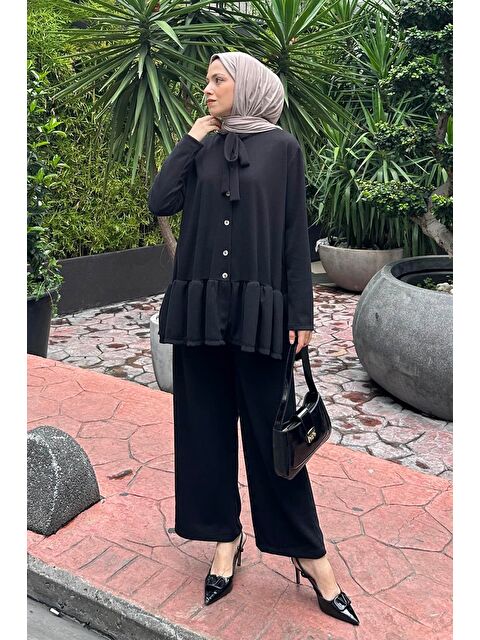 Lamelif Örme Fitilli Kumaş Eteği Volan Detaylı Tesettür Takım Siyah - S000515387-19351