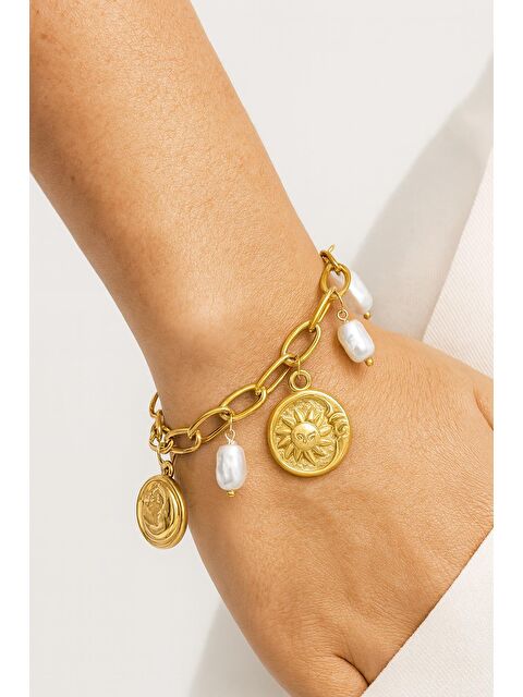 New Obsessions 316L Çelik Güneş Ay ve Para Figürlü İnci Detaylı Sallantılı Gold Renk Kadın Bileklik - S000433291-20076
