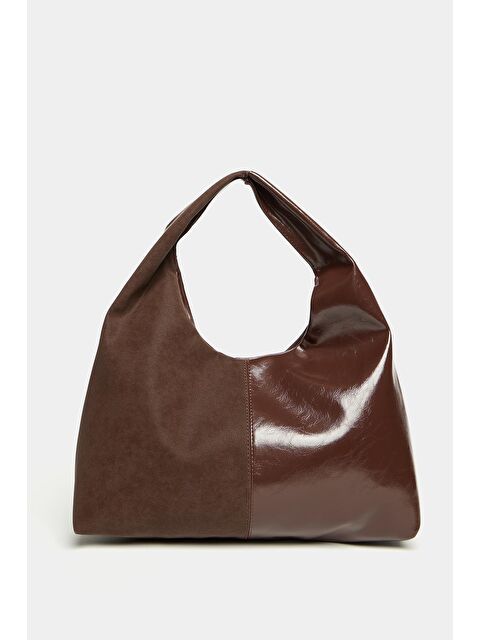 MADAMRA Kadın Kahverengi Süet Ve Rugan Kontrast Tasarım Shopper Omuz Çantası – Yumuşak Form Vintage Model - S000451600-19413