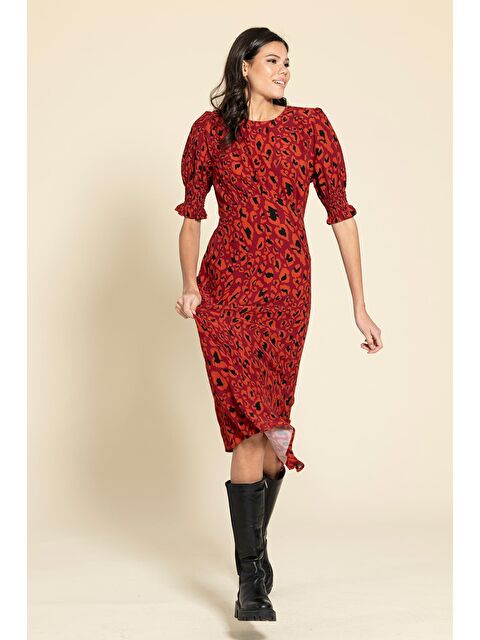 For You Moda Kol Büzgülü Yırtmaçlı Leopar Kırmızı Elbise - S000333526-20045