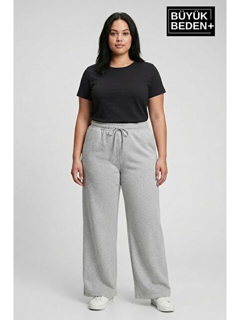 Süperlife Kadın Büyük Beden Bol Paça Yüksek Bel Lastikli Salaş Eşofman Altı SPR26BEA988